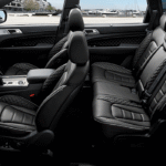 ssangyong-kgm-ASIENTOS-REXTON-NEGRO-1-600x350
