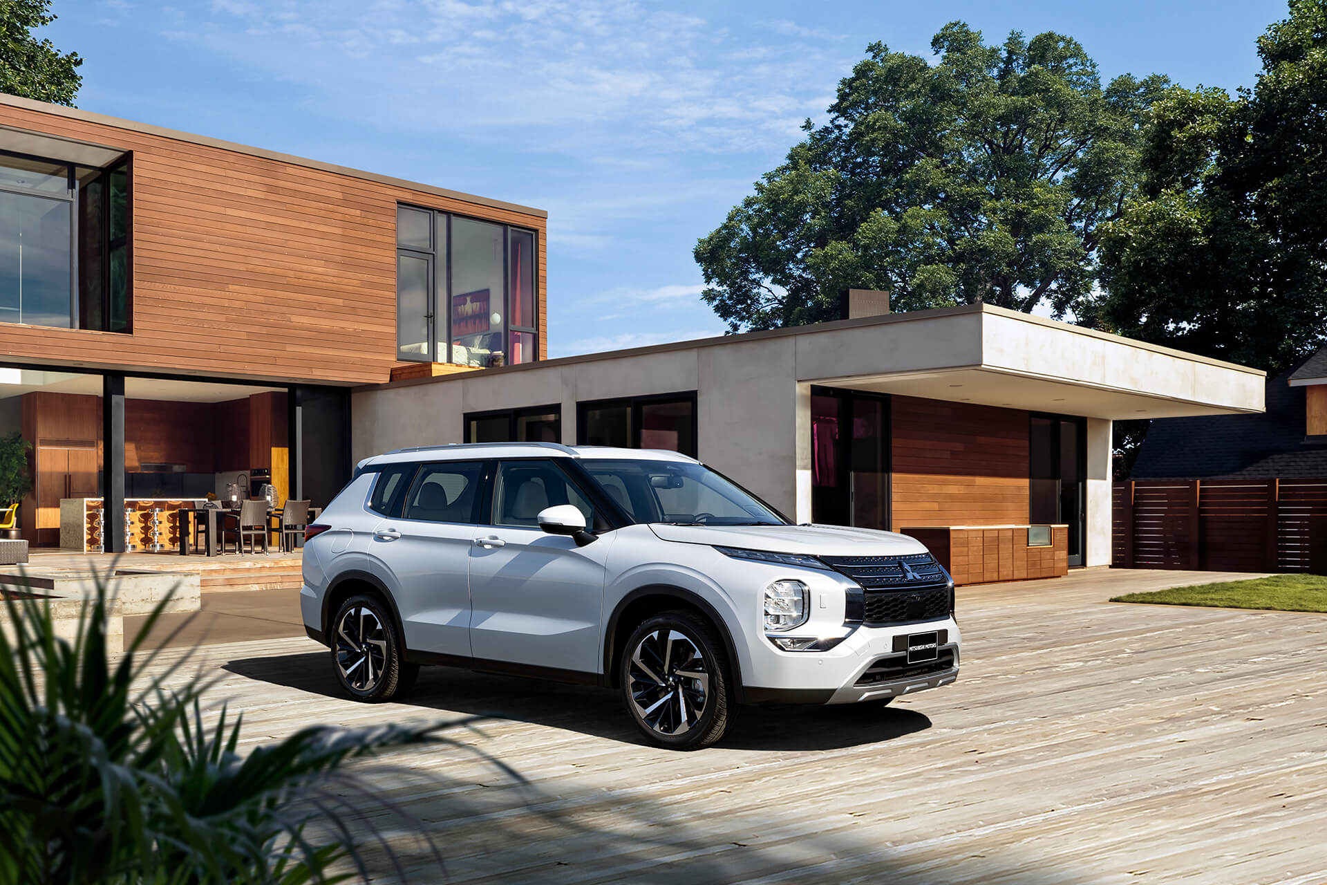 22MY_OL_LHD_MV_Exterior-b_Home_without_models