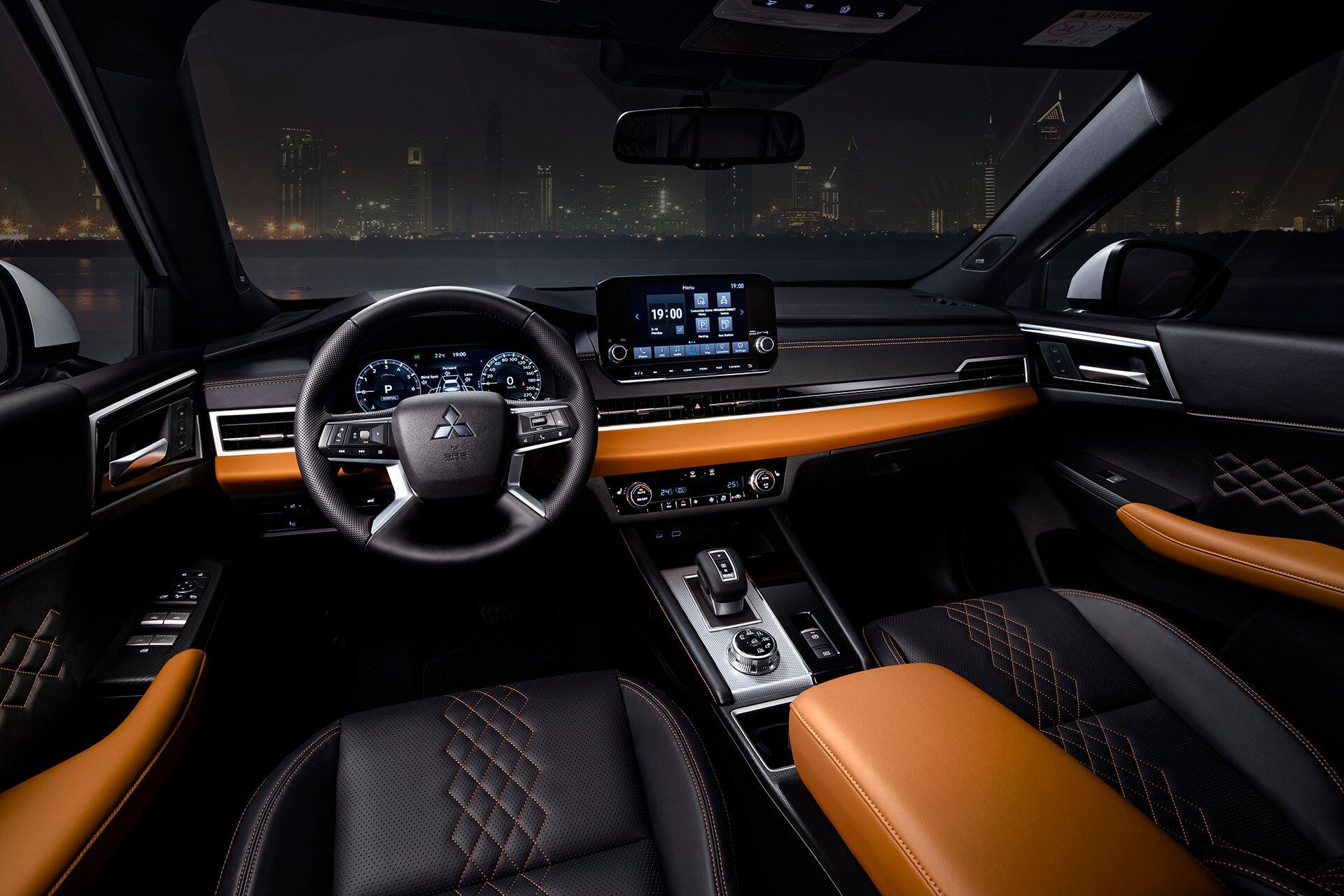 22MY_OL_LHD_MV_interior-b_Combi_Inpane