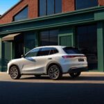 Geely-EX5-EM-I-lateral