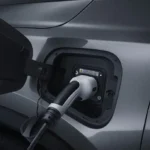 T8PM-PHEV-INT-01